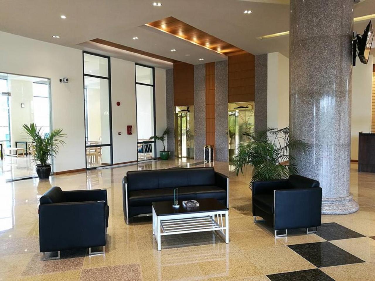 Vegas Hotel - Nay Pyi Taw Naypyidaw Exteriér fotografie