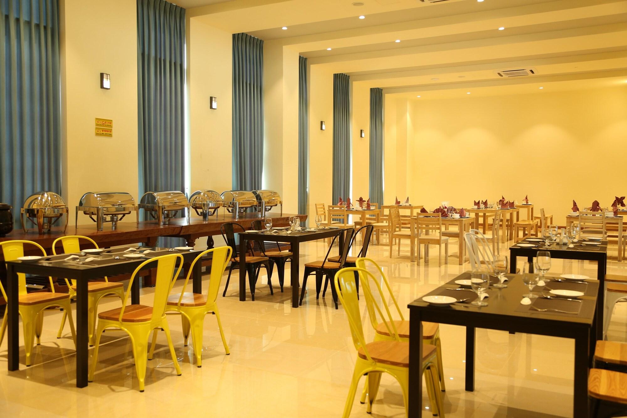 Vegas Hotel - Nay Pyi Taw Naypyidaw Exteriér fotografie